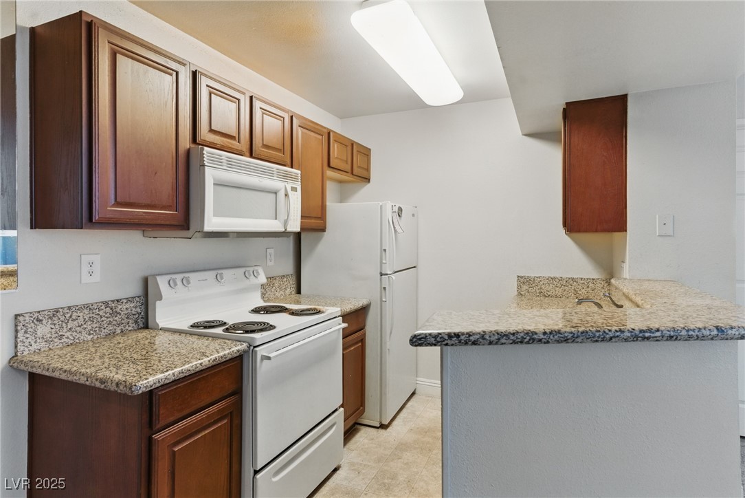 5166 South Jones Boulevard 205