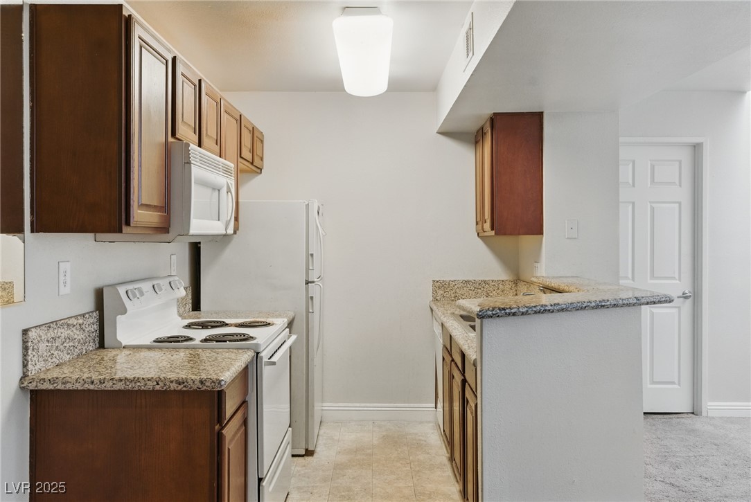 5166 South Jones Boulevard 205