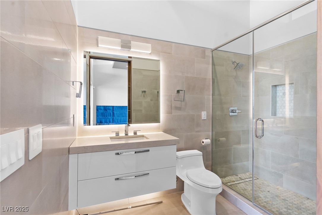 5 Rockstream Drive
