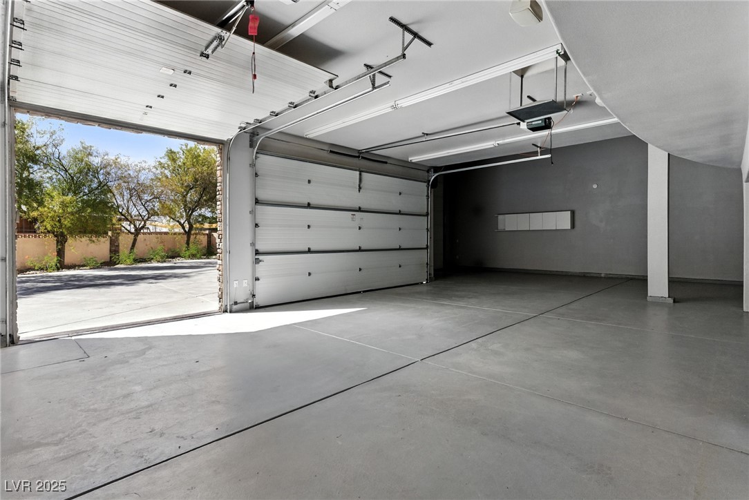 368 East Torino Avenue