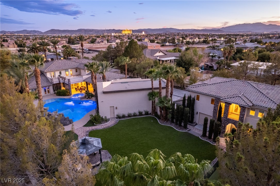 368 East Torino Avenue