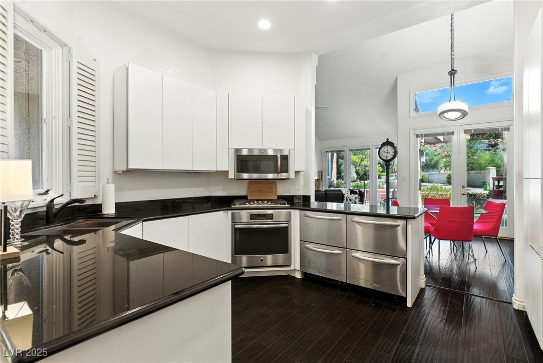 7988 Harbour Towne Avenue