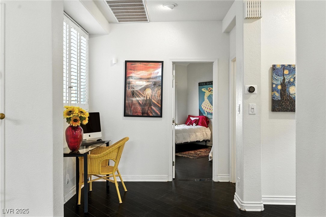 7988 Harbour Towne Avenue