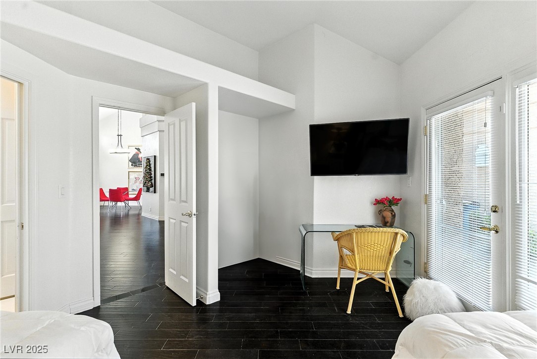 7988 Harbour Towne Avenue