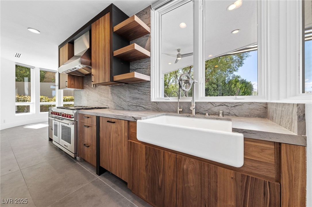 1109 Pine Island Court
