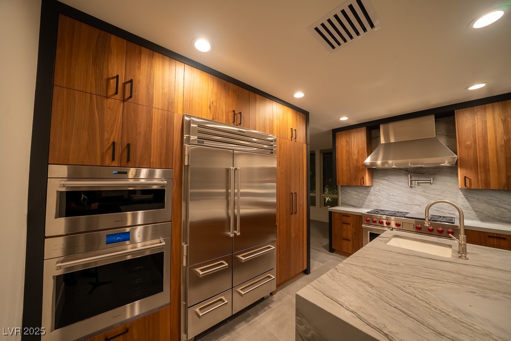 1109 Pine Island Court