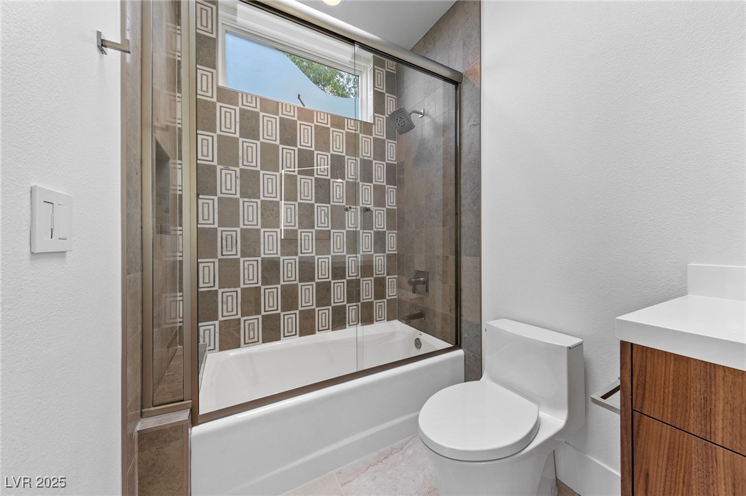 1109 Pine Island Court