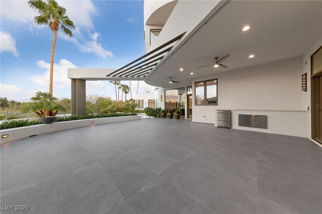 1109 Pine Island Court