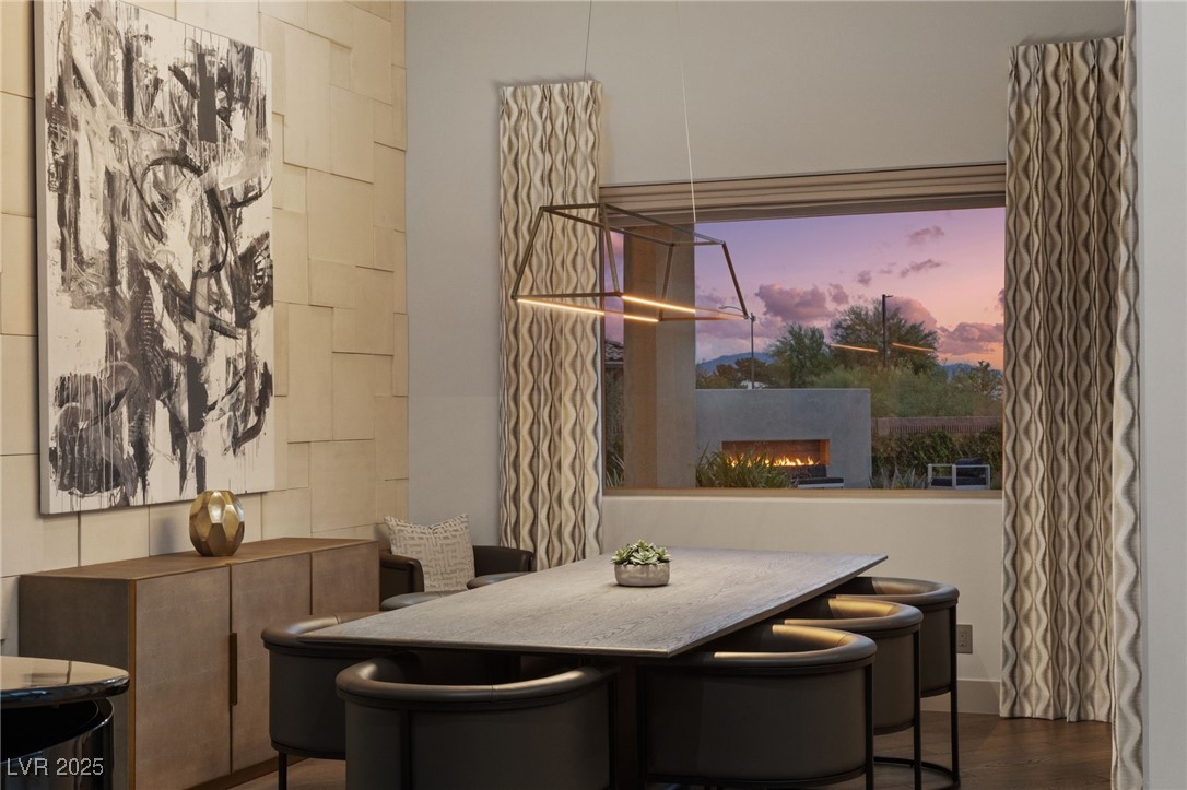 4050 North Tomsik Street