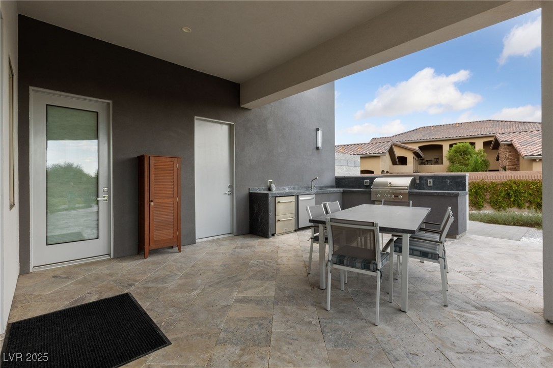 4050 North Tomsik Street