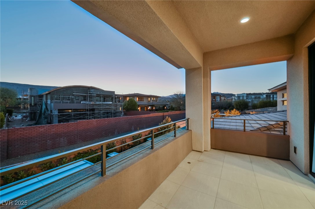 94 Glade Hollow Drive