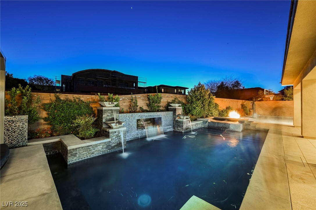 94 Glade Hollow Drive