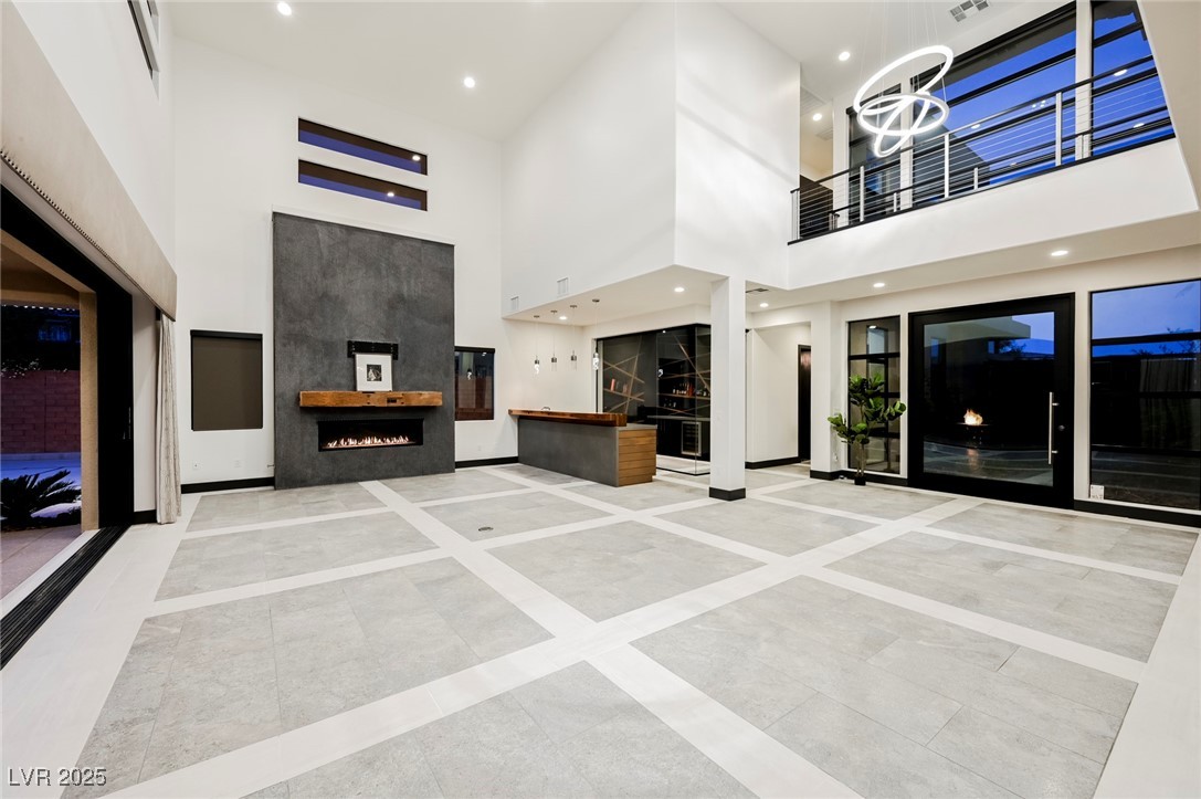 94 Glade Hollow Drive