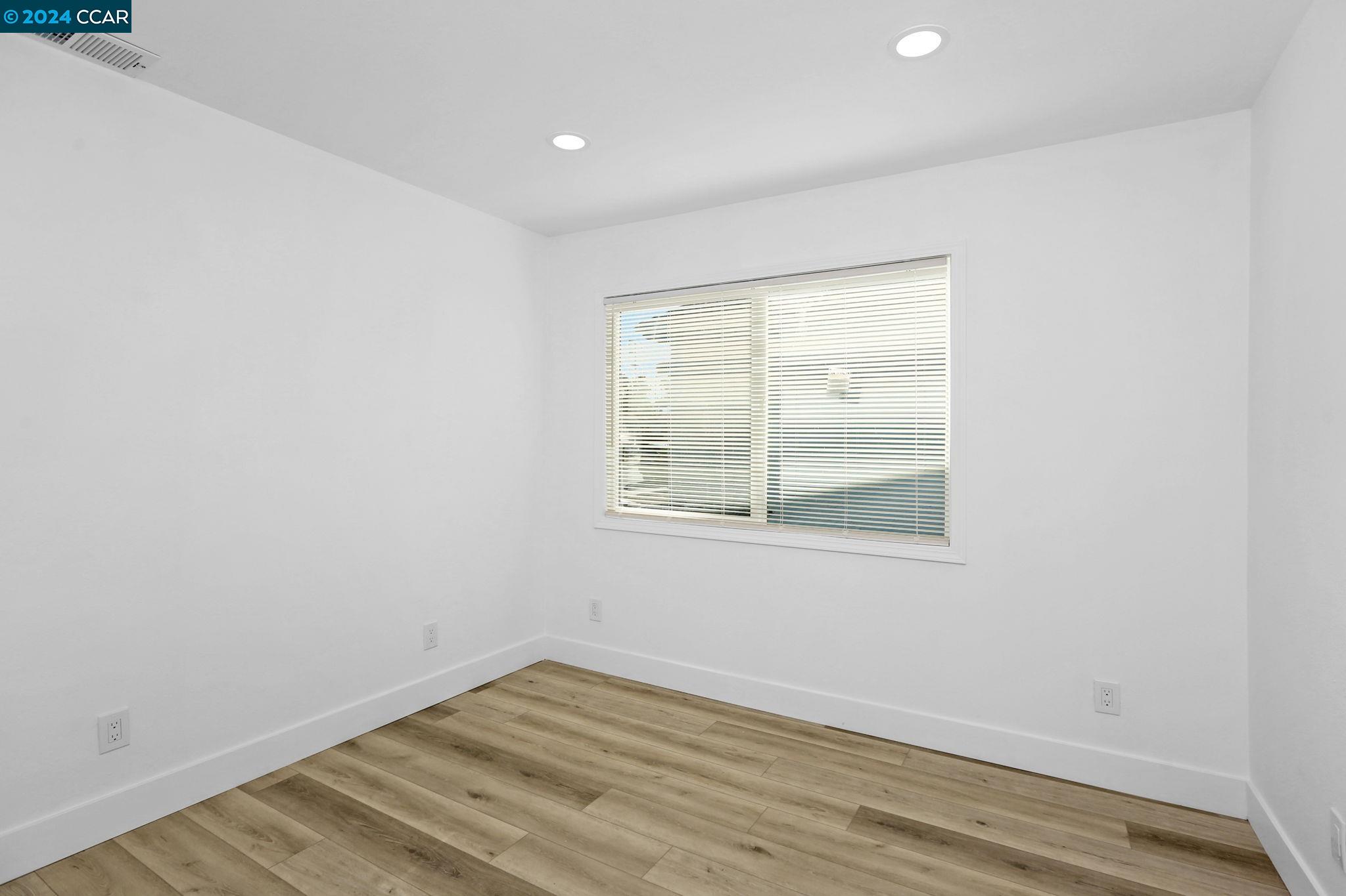 260 Patricia Ave