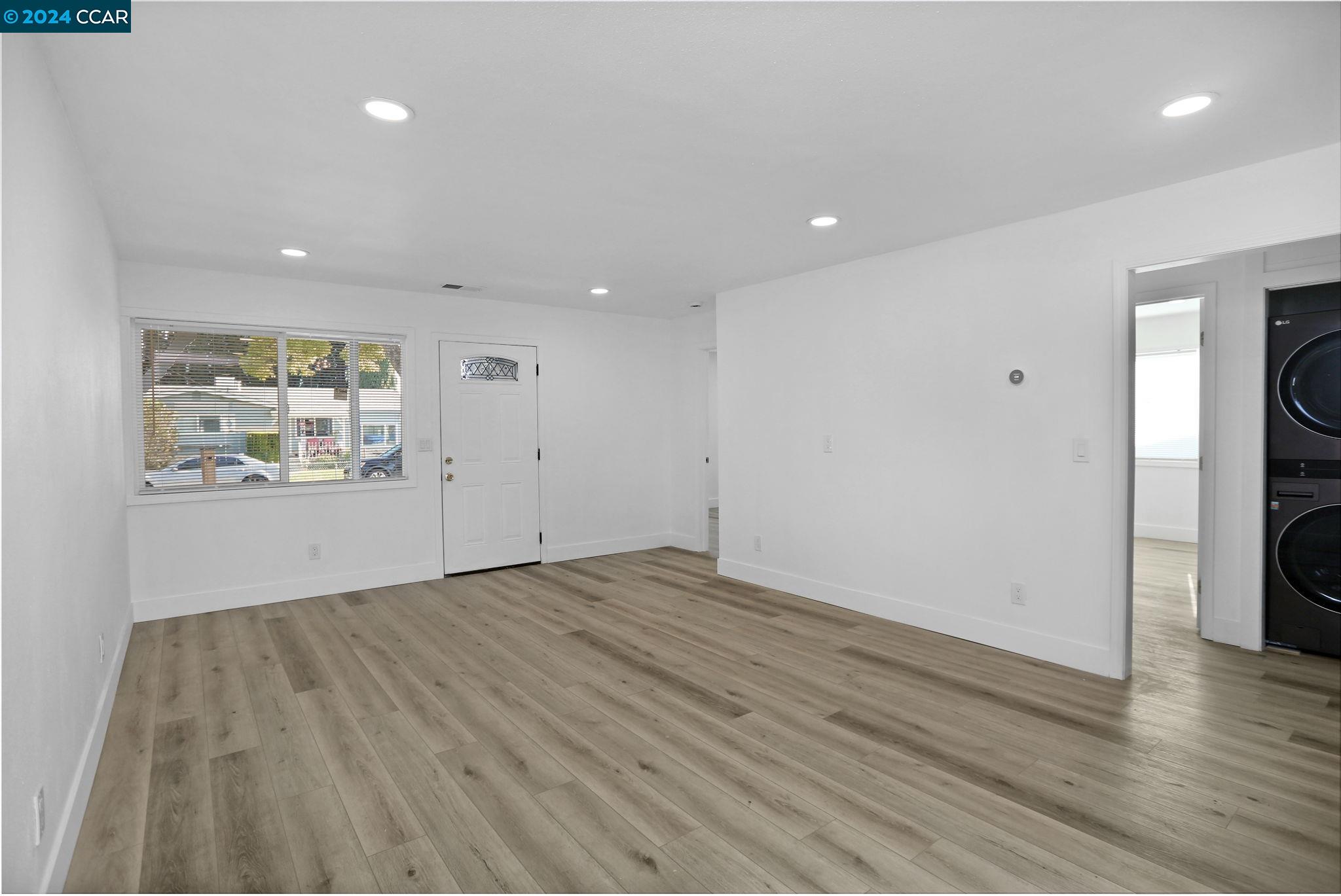 260 Patricia Ave