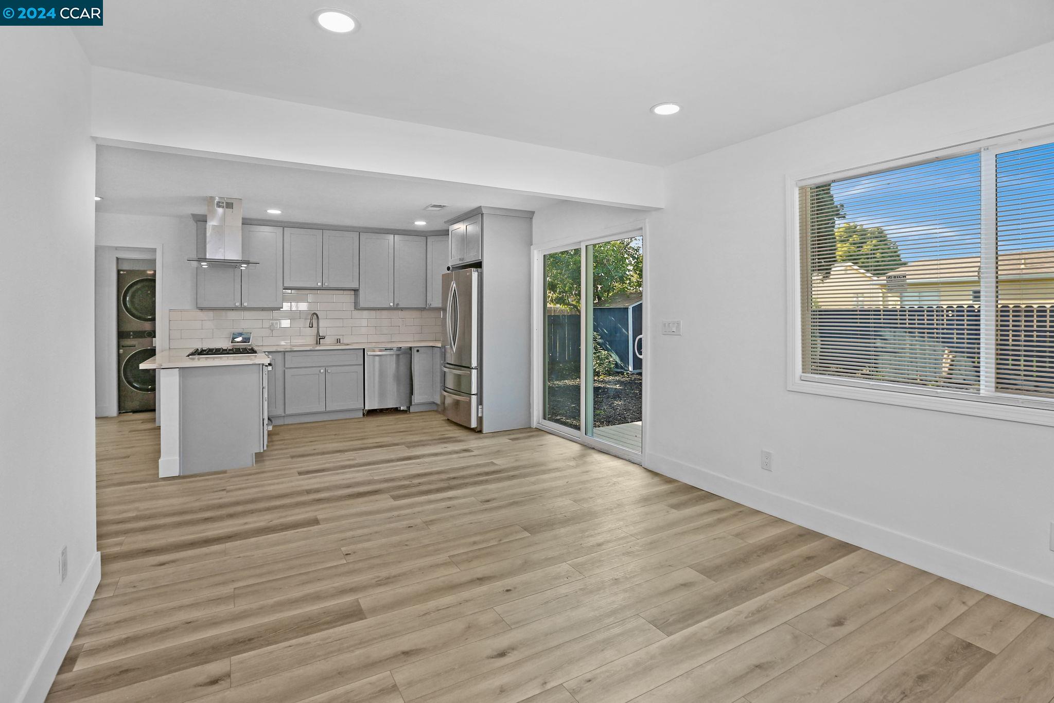 260 Patricia Ave