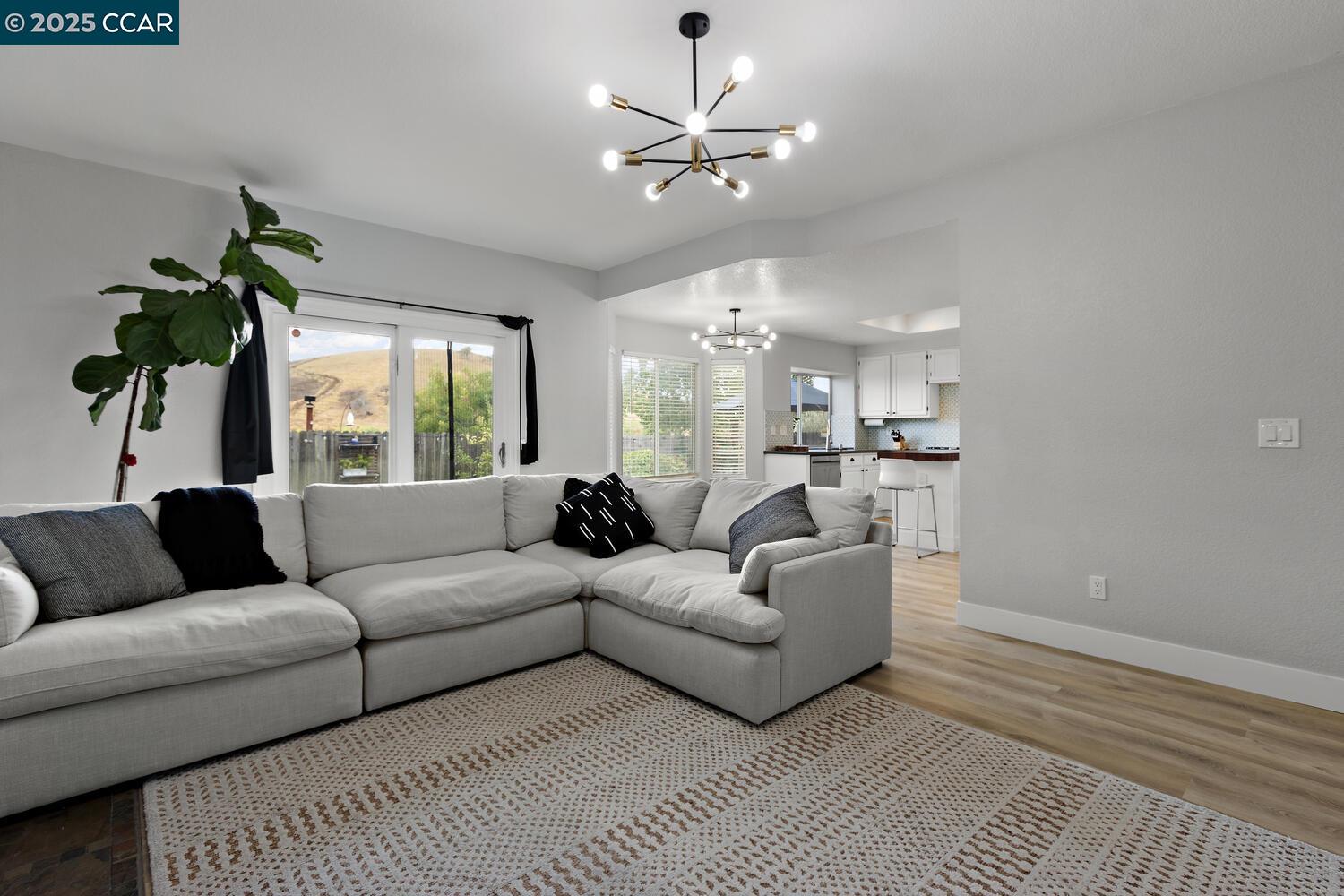 3127 Cherry Valley Cir