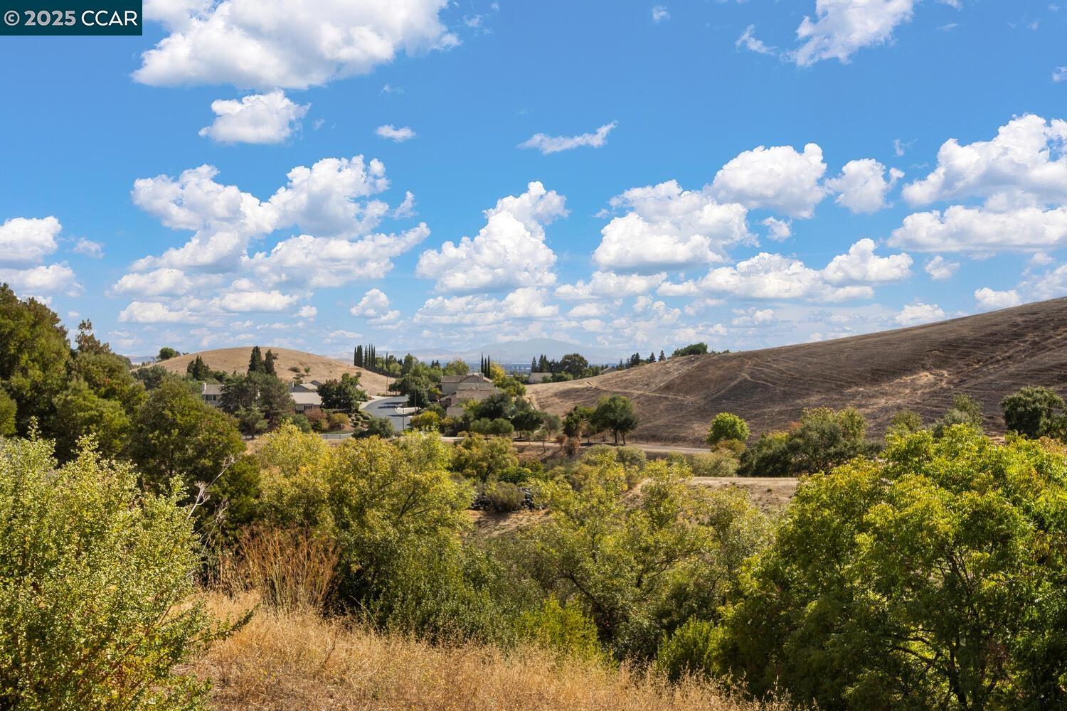 3127 Cherry Valley Cir