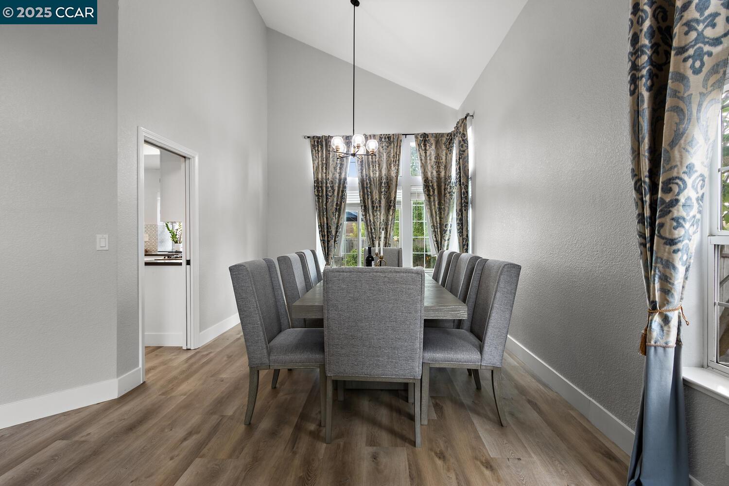 3127 Cherry Valley Cir