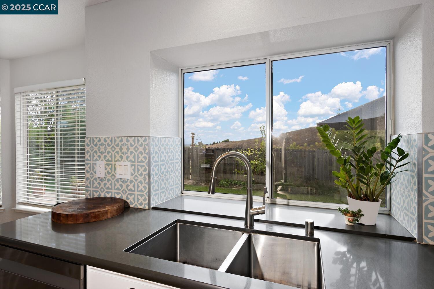 3127 Cherry Valley Cir