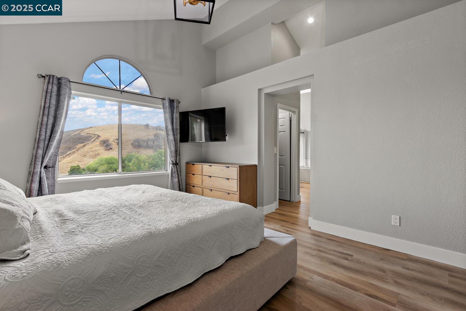 3127 Cherry Valley Cir