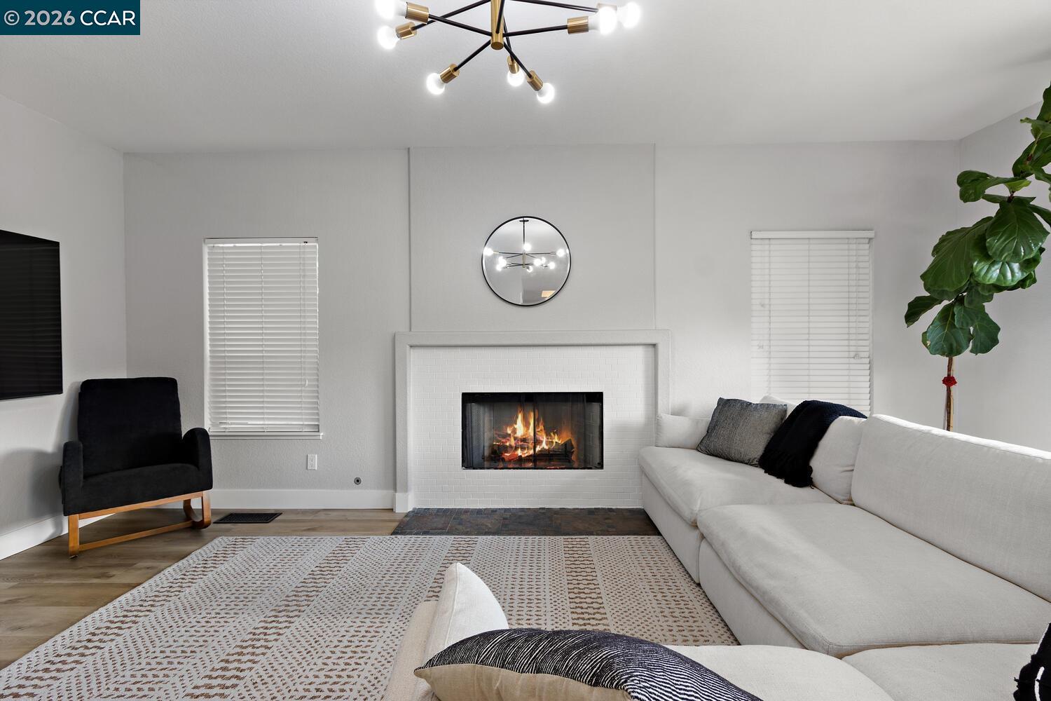 3127 Cherry Valley Cir