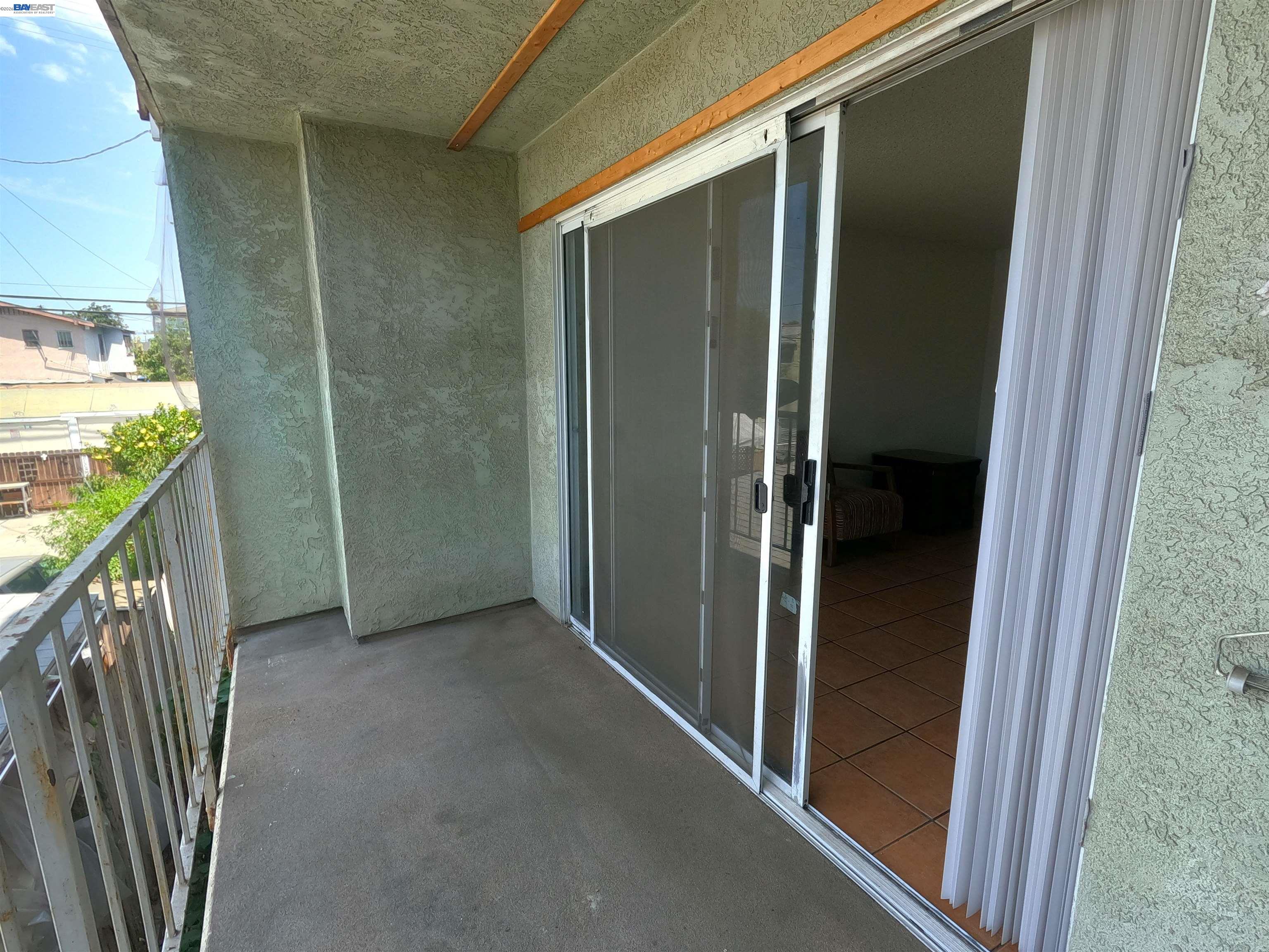 1566 Pine Ave # 103A
