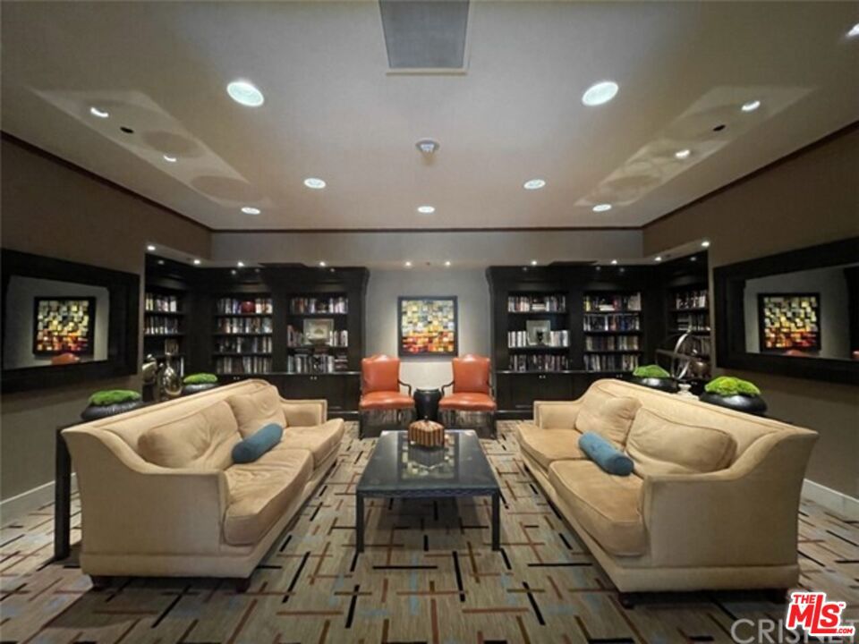 10724 Wilshire Blvd 905