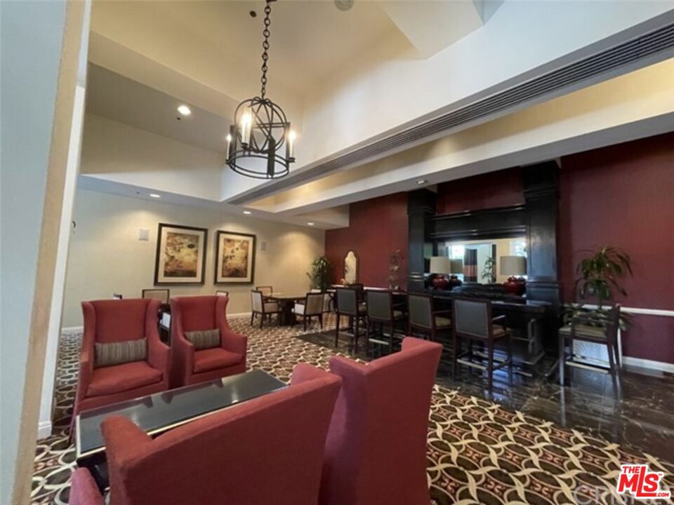 10724 Wilshire Blvd 905