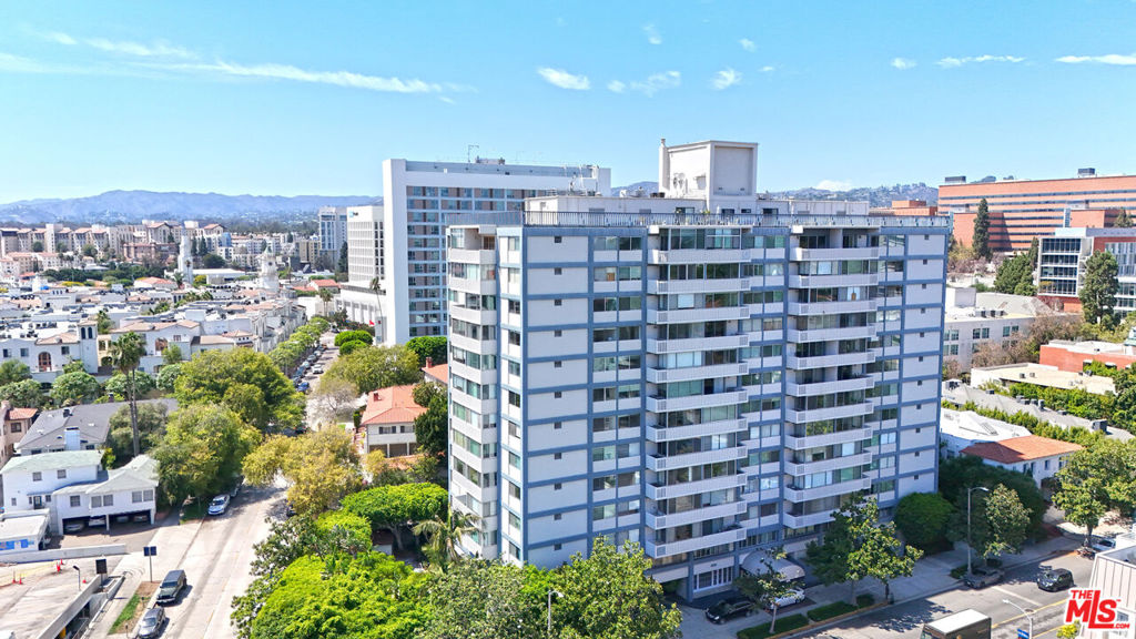 969 Hilgard Avenue 1008