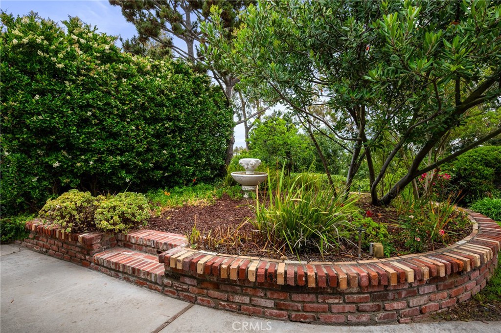 4947 Blackhorse Road