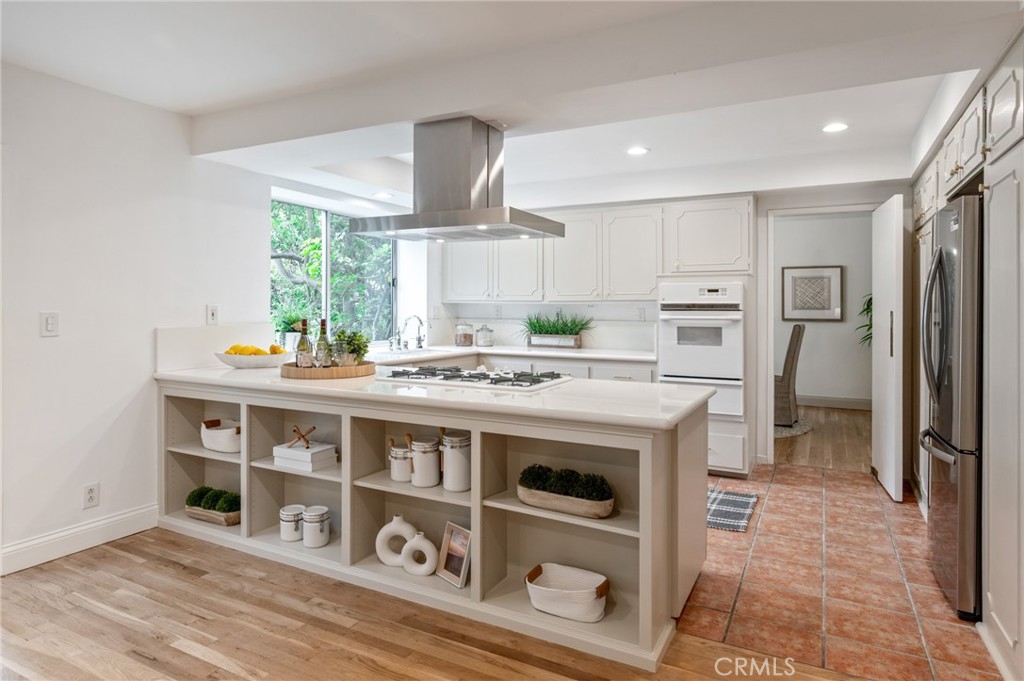 4947 Blackhorse Road