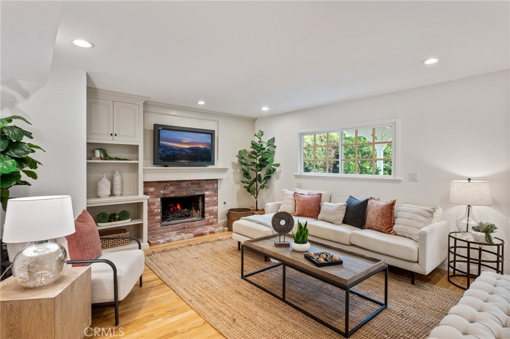 4947 Blackhorse Road