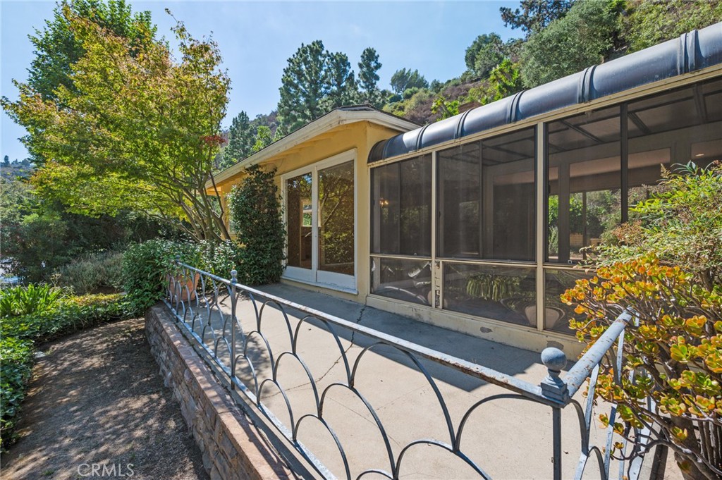 1601 Stone Canyon Road