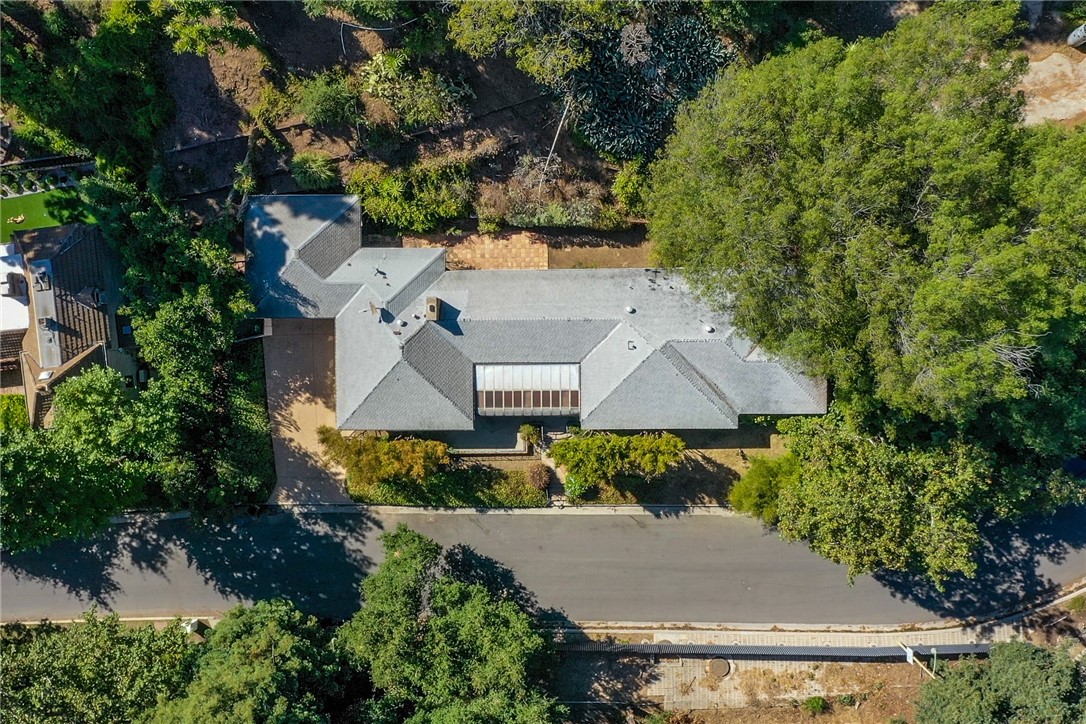 1601 Stone Canyon Road