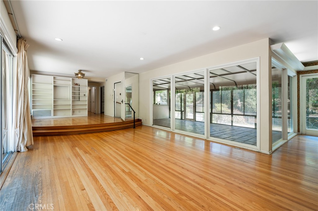 1601 Stone Canyon Road