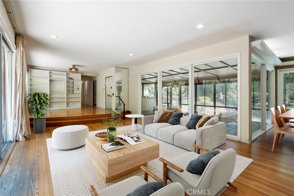 1601 Stone Canyon Road