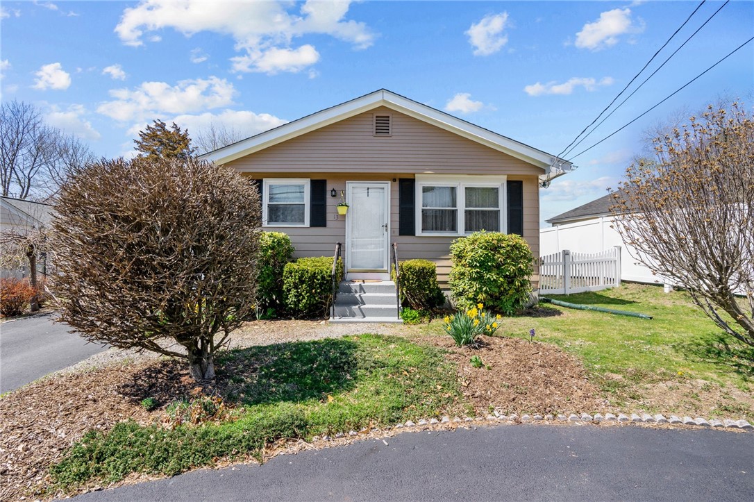 13 Hattie Avenue