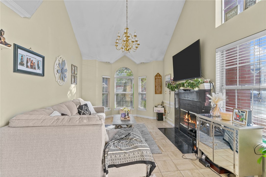 626 Smithfield Road 1106