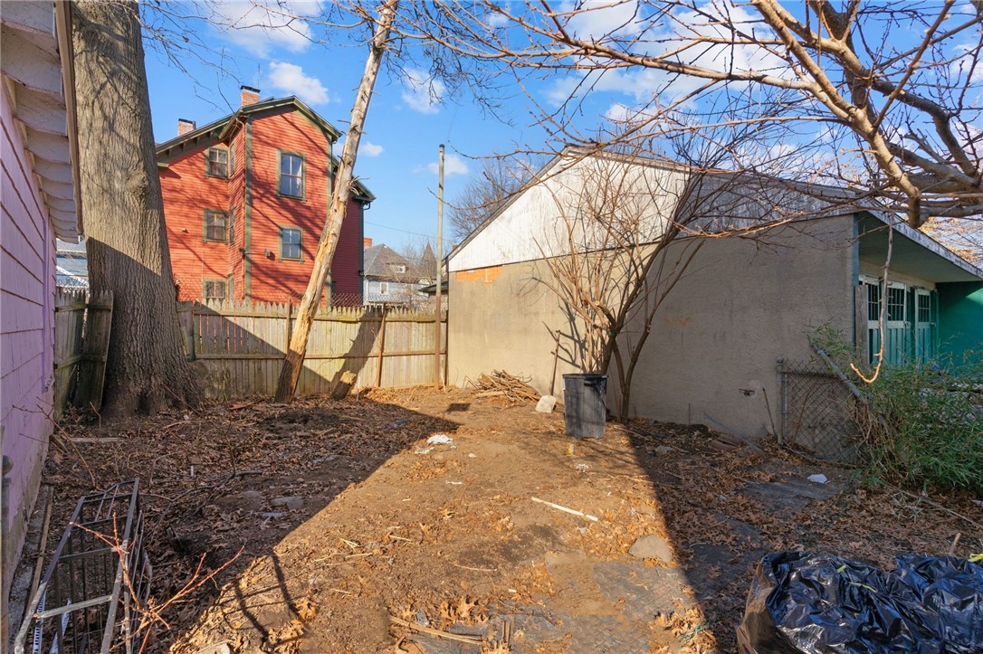 39 Daboll Street