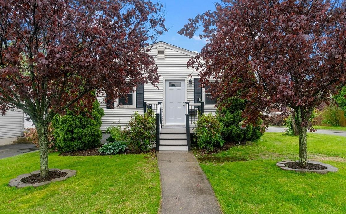 16 Andover Street