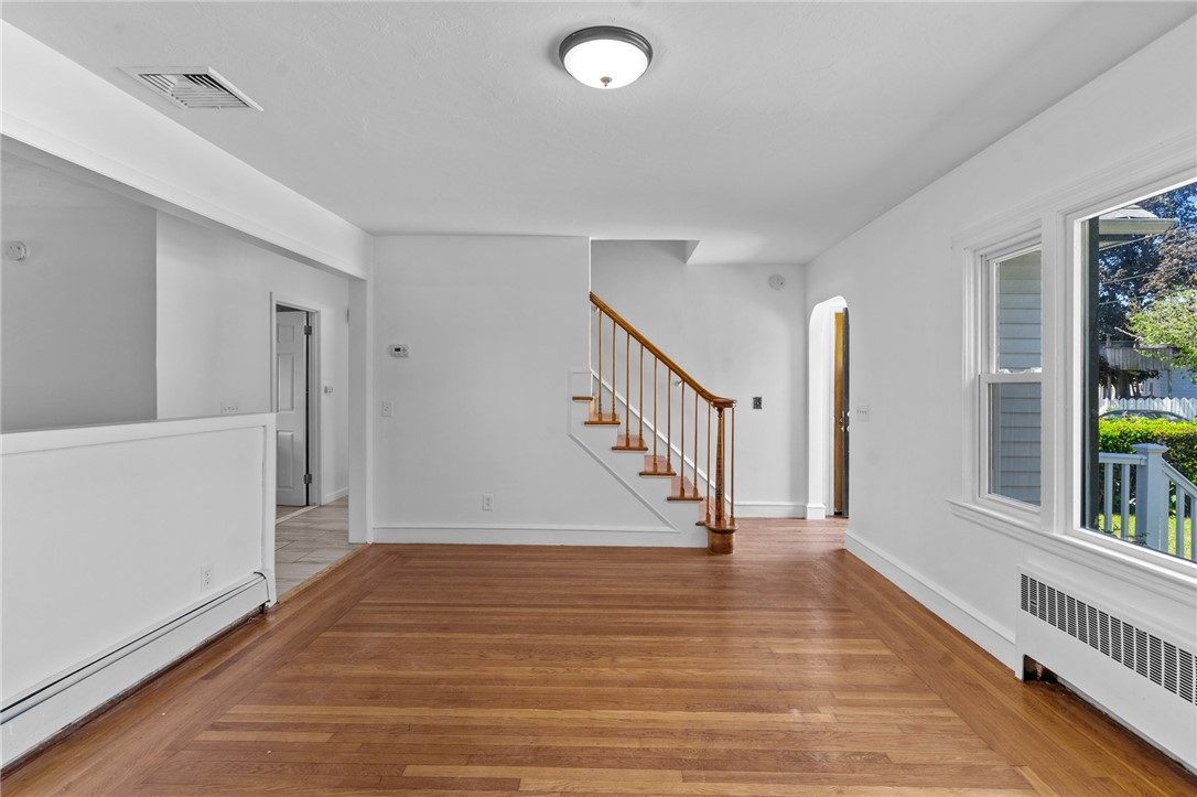 22 Dante Avenue