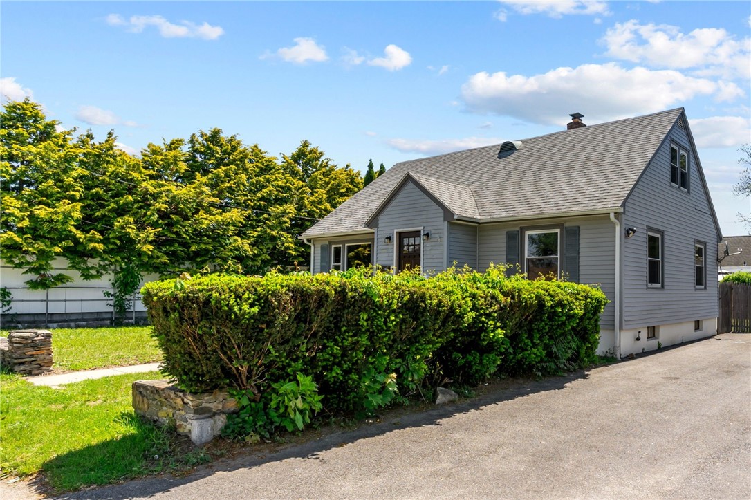 22 Dante Avenue