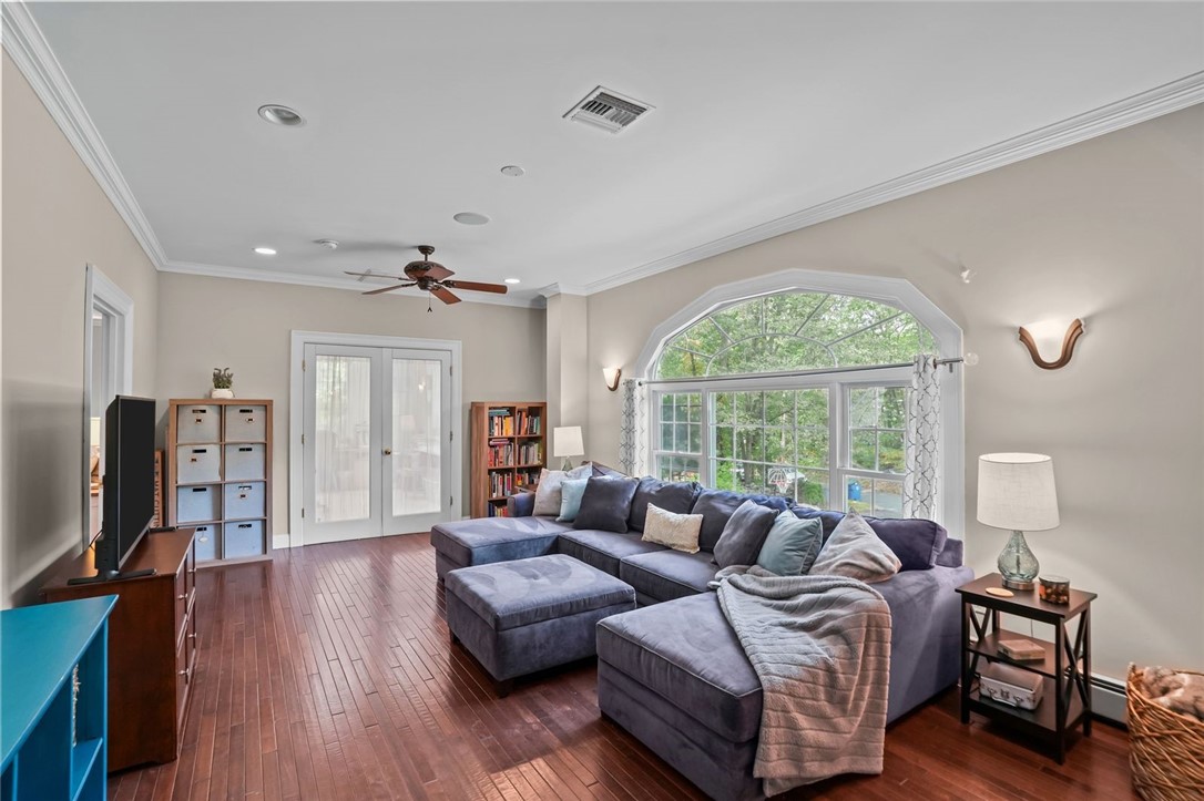 151 Old Jenckes Hill Road