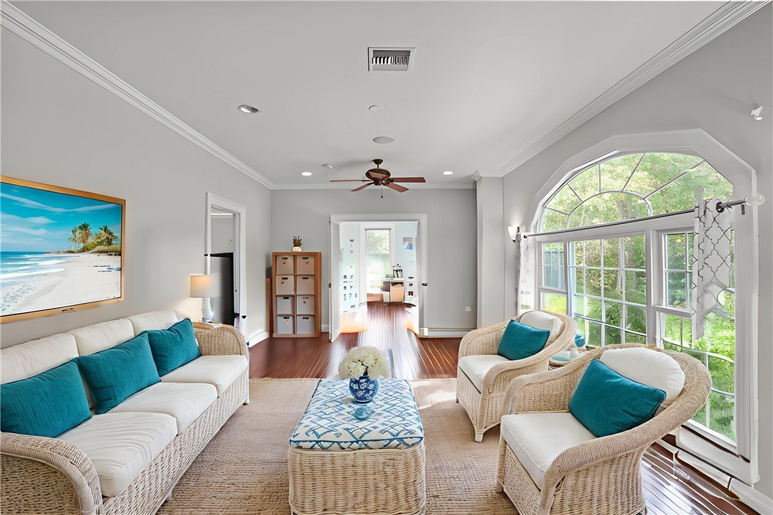 151 Old Jenckes Hill Road