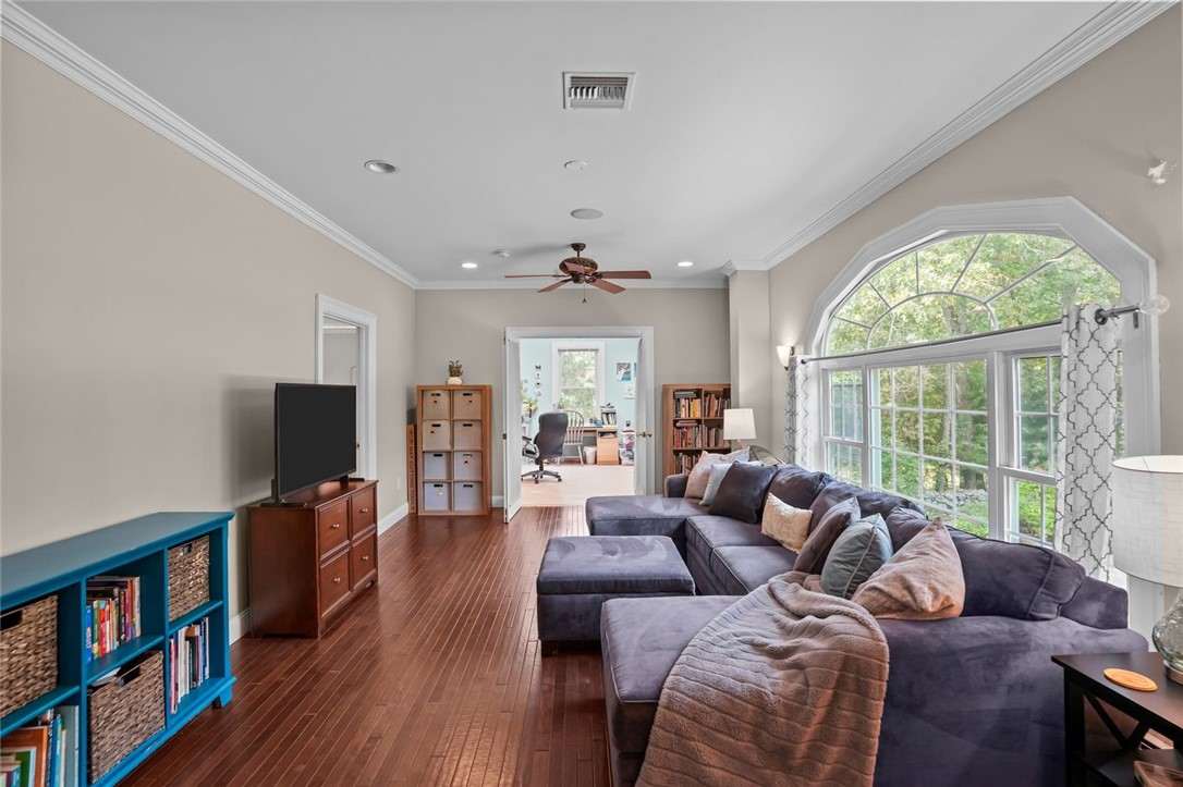 151 Old Jenckes Hill Road