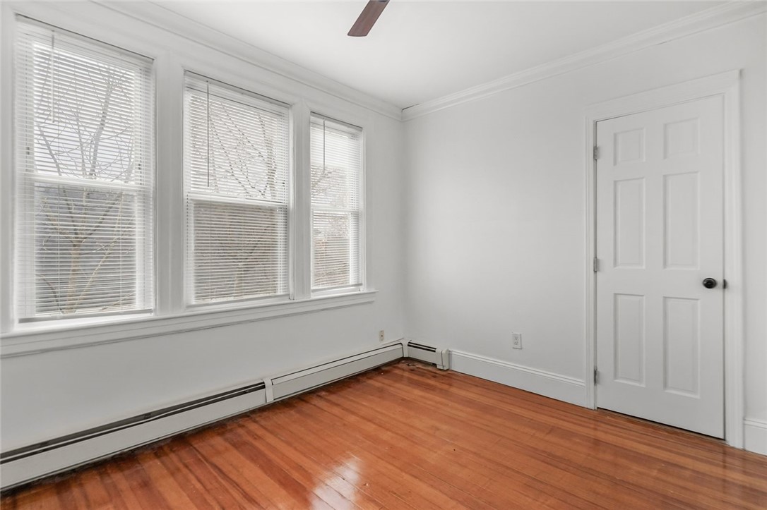 123 Radcliffe Avenue 3rd floor