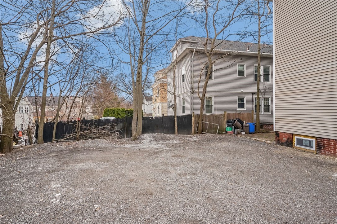 123 Radcliffe Avenue 3rd floor