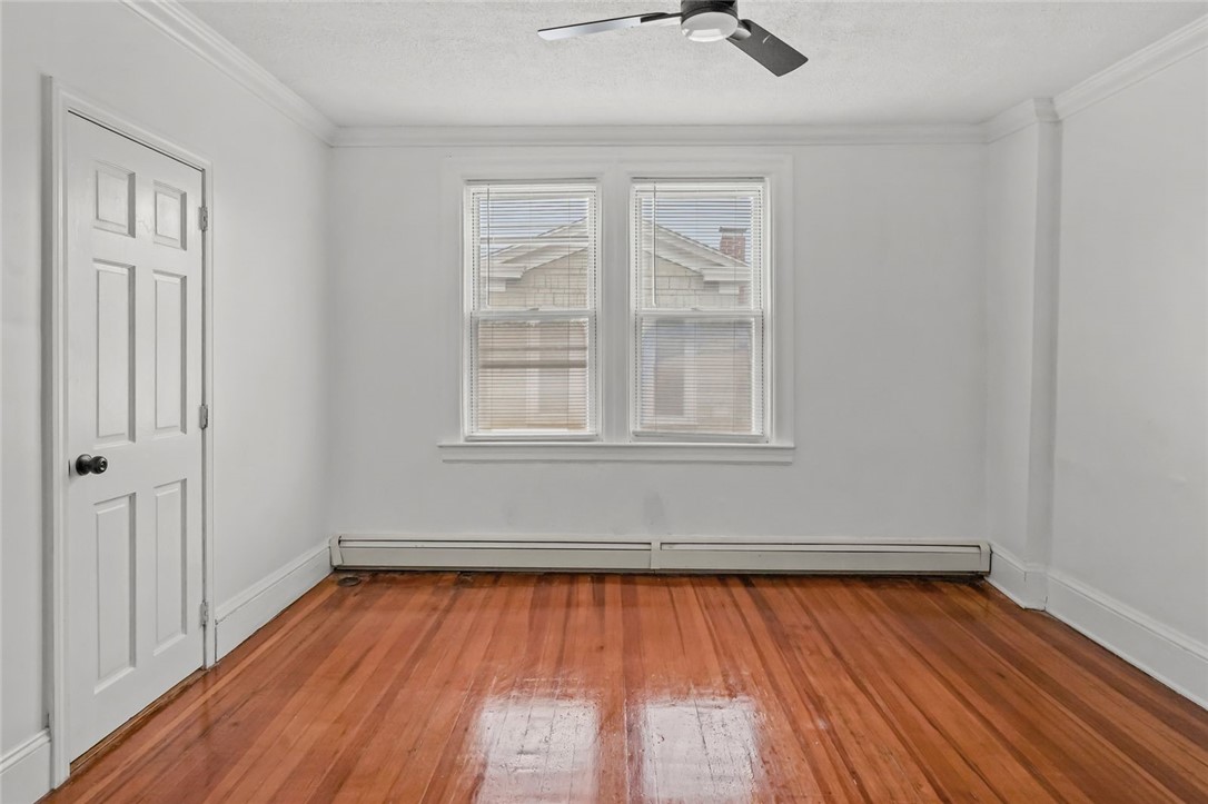 123 Radcliffe Avenue 3rd floor