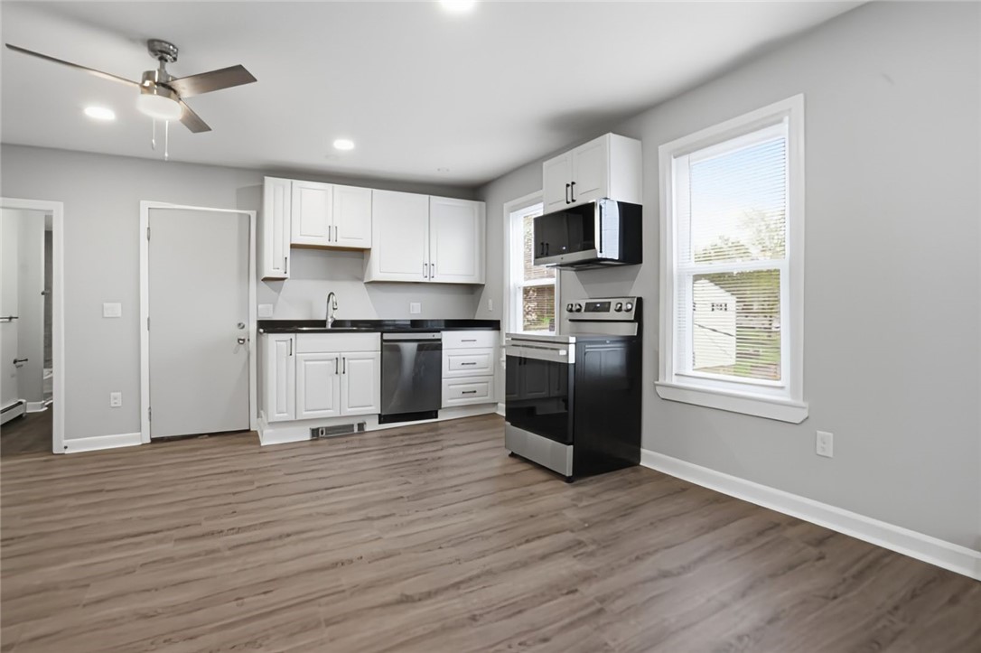 188 Division Street 2F